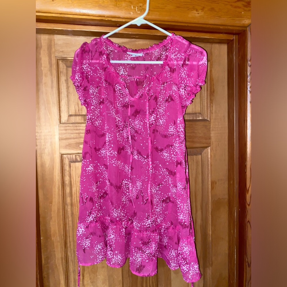 Pink sheer blouse🩷 size XS